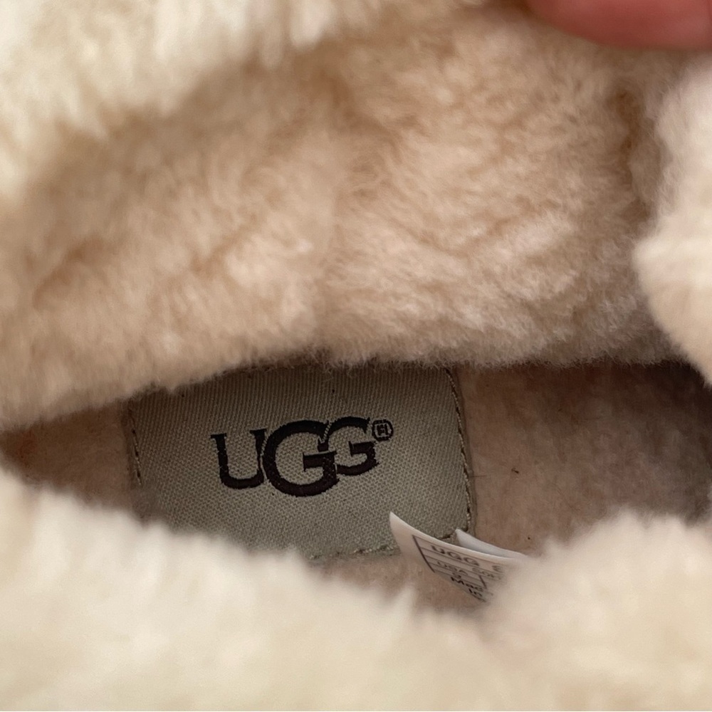 UGG Australia Jeovana Boots Chestnut Suede Waterproof  Wedge Lace Up size 9 - Picture 10 of 16